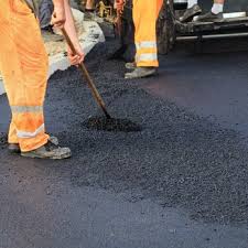 Best Driveway Repair and Patching  in Frankfort, IN